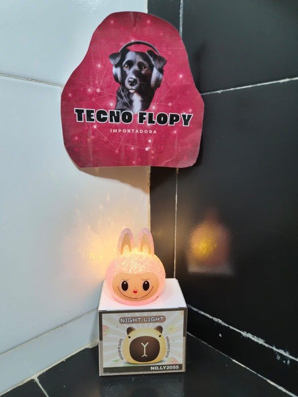 Producto - Lampara velador labubu capibara