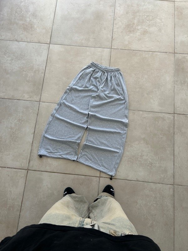 Producto - JOGGING BAGGY GRIS RUSTICO