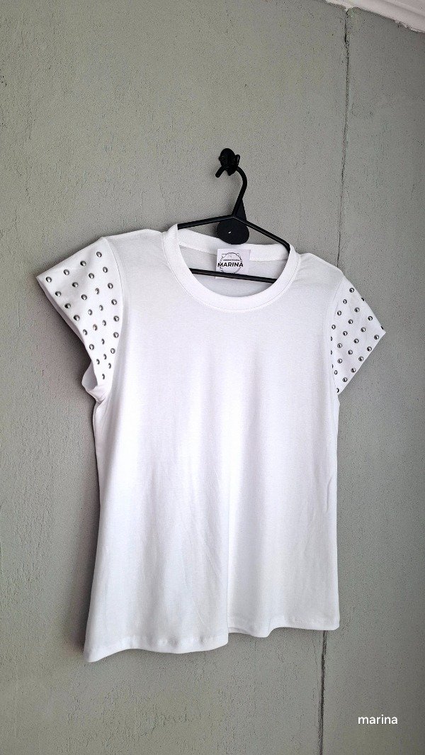 Producto - Remera tachas Blanca