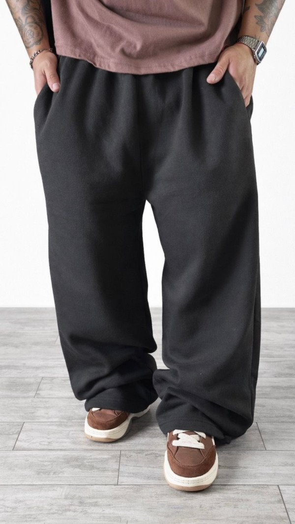 Producto - Jogging Baggy Frisado Negro