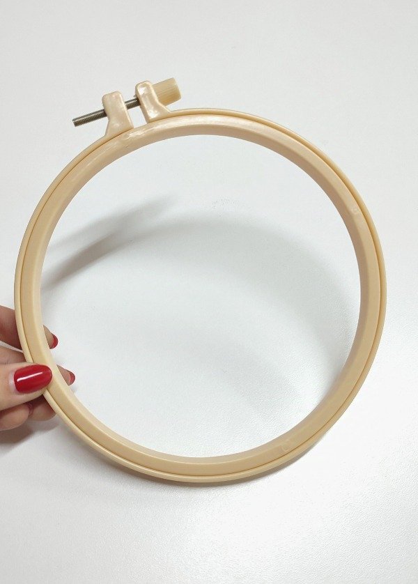 Producto - Bastidor plástico 16cm Hueso