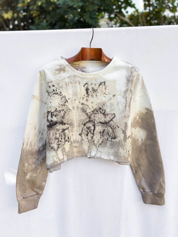 Producto - Buzo Crop Regalíz