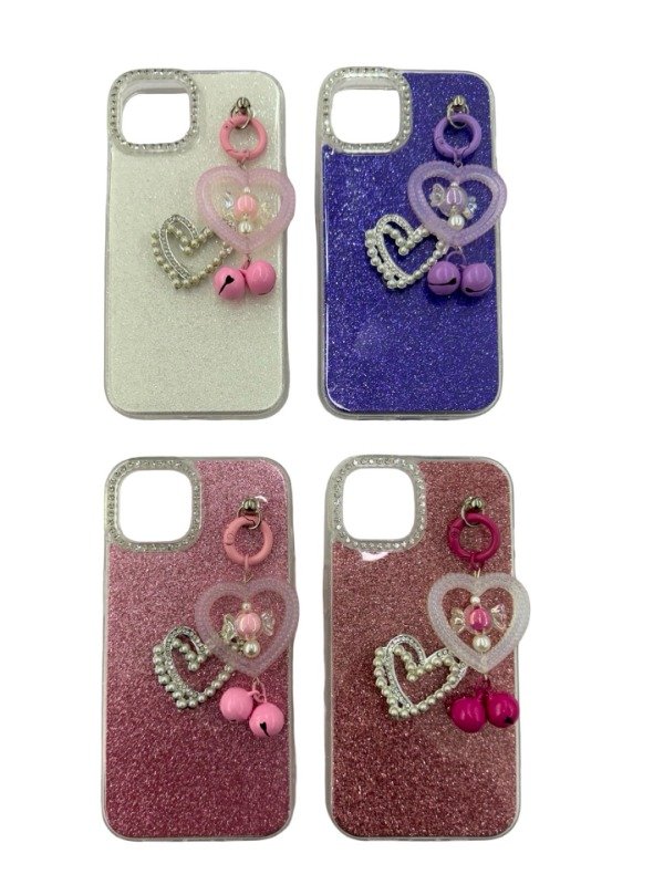Producto - CASE GLITTER CON CHARMS + COLGANTE