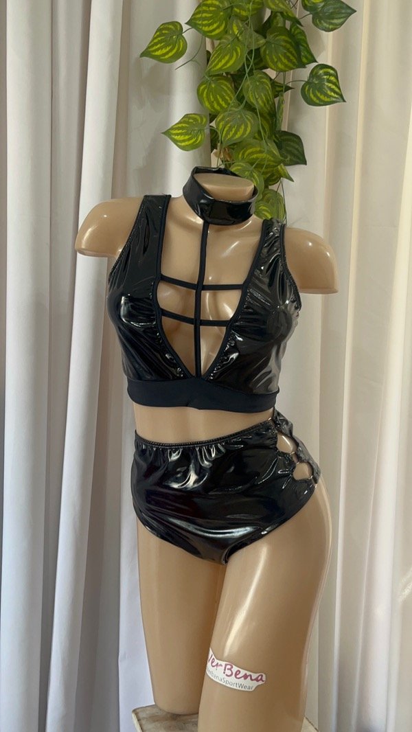 Producto - Traje a pedido charol negro