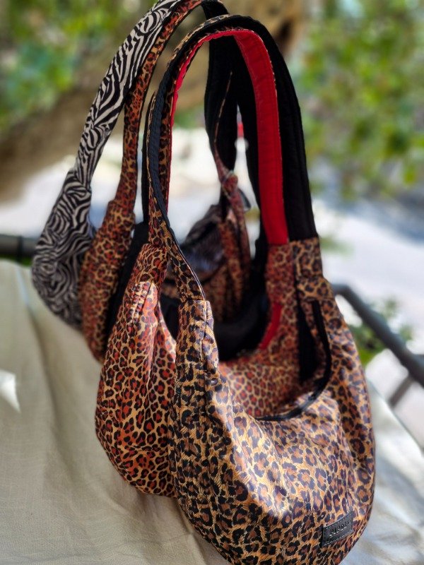 Producto - Cartera Banana 2.0 animal print mix marrones