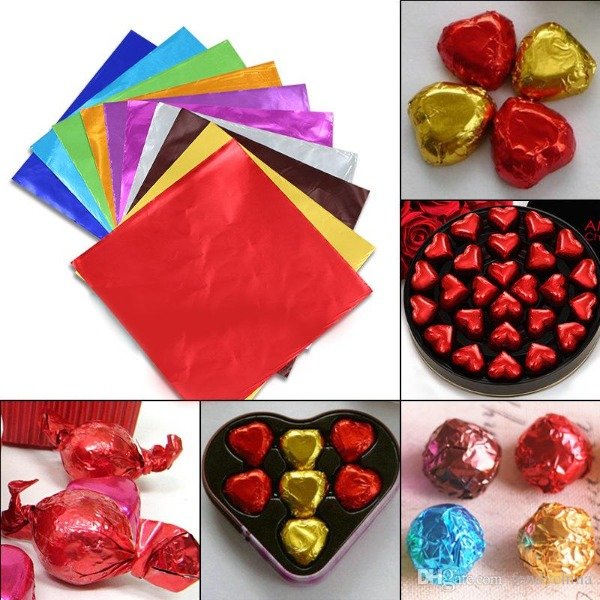 Producto - Papel para envolver bombones 8x8cm x 50 un liso