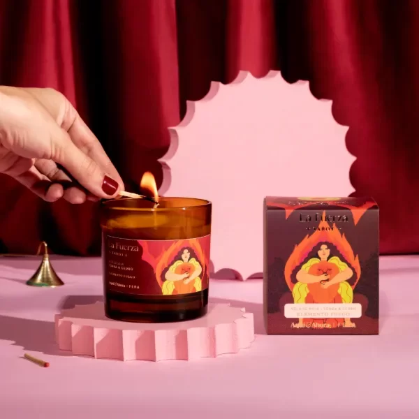 Producto - Vela La Fuerza - Tonka y cedro - 0