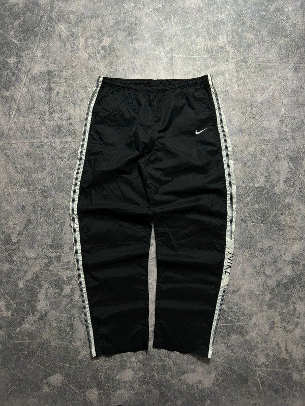 Producto - ROMPEVIENTO BAGGY NIKE T:L
