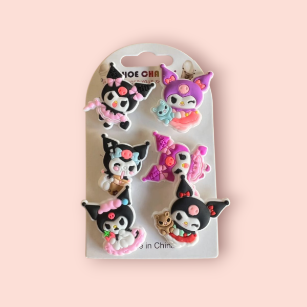 Producto - Pins para crocs Kuromi