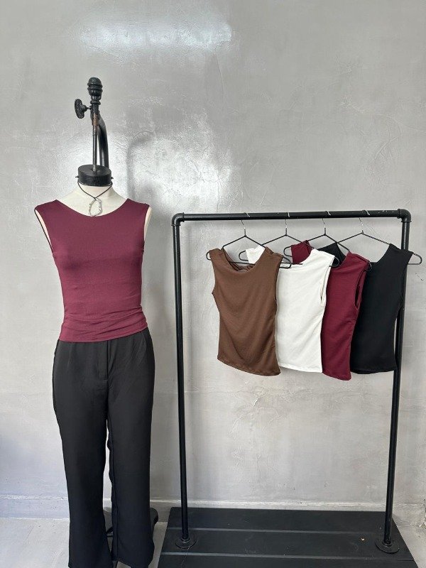 Producto - MUSCULOSA ESPALDA DESCUBIERTA