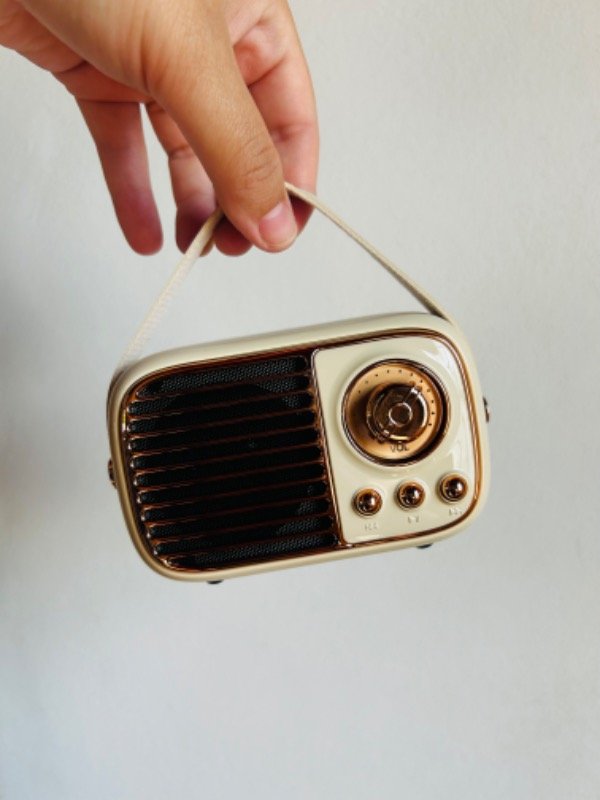 Producto - Parlante Bluetooth con diseño de Radio Vintage - 6