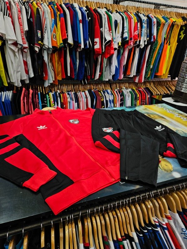 Producto - Conjunto River Plate campera y pantalon