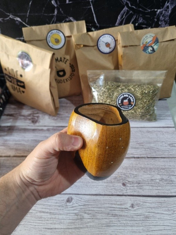 Producto - Mate Ranchero Original de Madera Laqueada. Pintado a Mano en Negro - 11