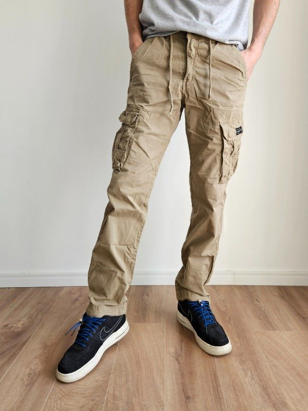 Producto - Pantalon cargo beige