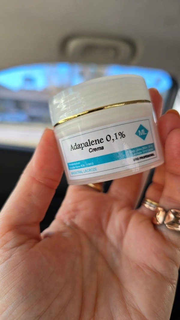 Producto - Crema con adapalene 1