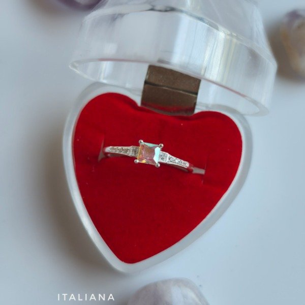 Producto - Anillo italiano cuadrado tornasolado