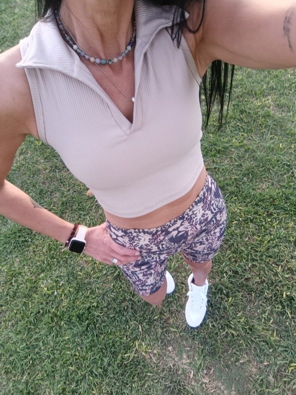 Producto - Chomba crop top acanalada