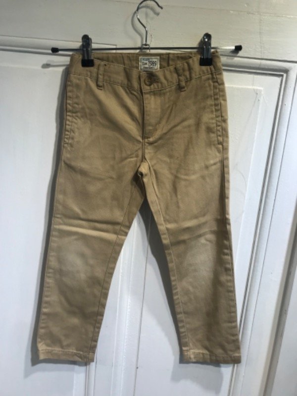Producto - Pantalón PLACE beige Talle 5 años - PRECIO: 9X