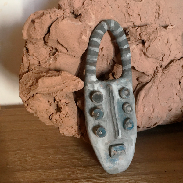 Producto - Máscara Kru + postal (inspirada en máscara africana) I