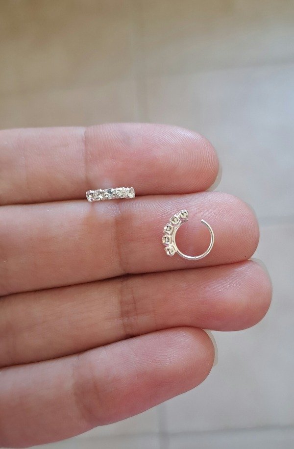 Producto - Argollita de Plata 7mm Shine con 5 Strass (unidad)