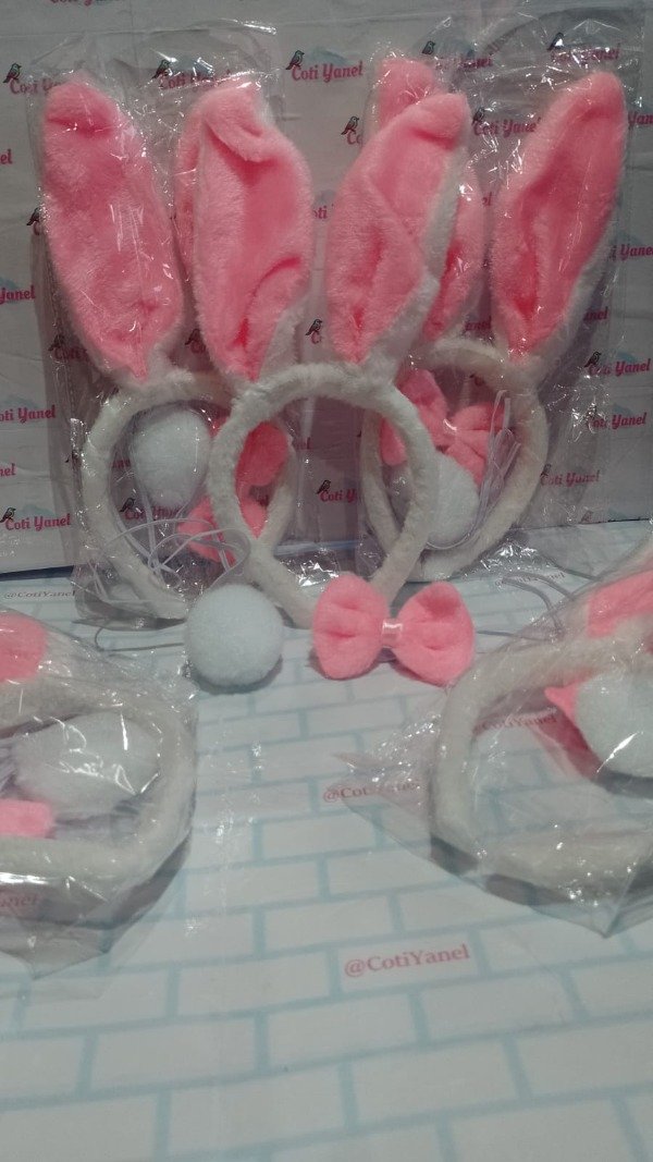 Producto - Set oreja de conejito peluche