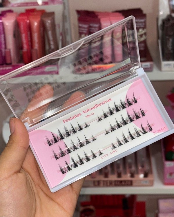 Producto - Pestañas autoadhesivas foxy eyes City Girl