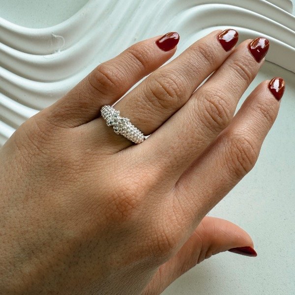 Producto - Anillo stras con cruz plateado