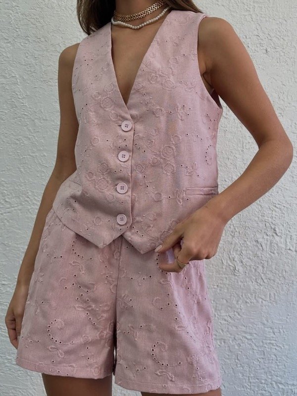 Producto - Chaleco lino bordado color rosa pastel