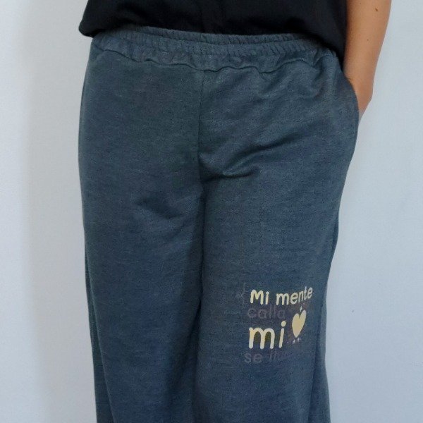 Producto - Pantalon Mi Corazon Gris Topo
