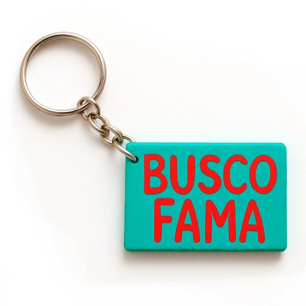 Producto - Busco fama - llavero