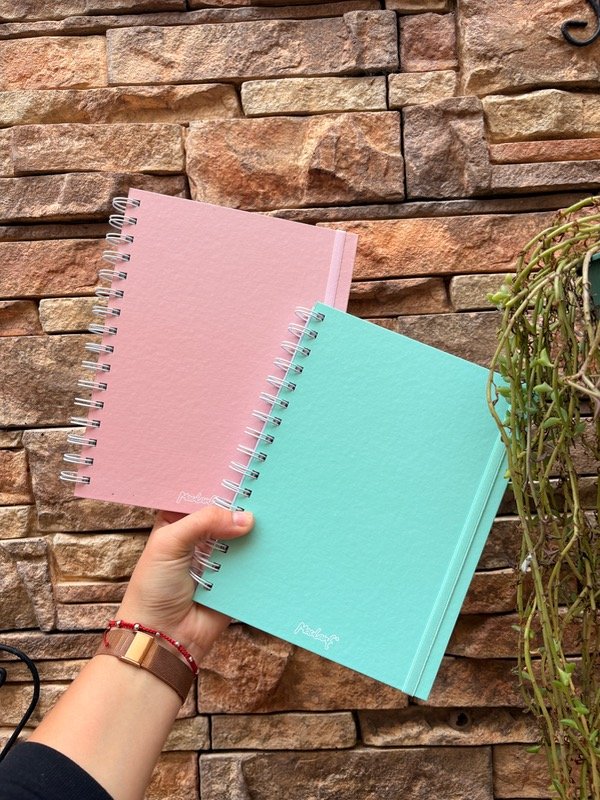 Producto - Cuaderno a5 tapa dura. PASTEL 100 Hojas