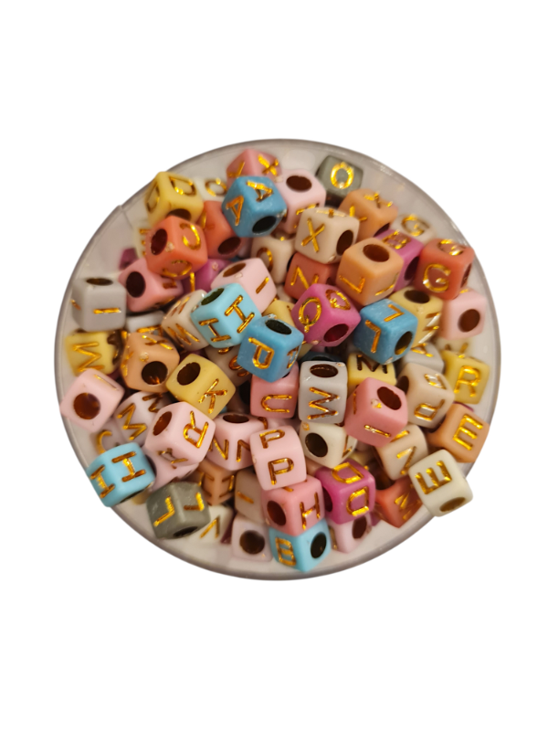 Producto - CUENTAS LETRAS CUADRADAS COLORES PASTELES