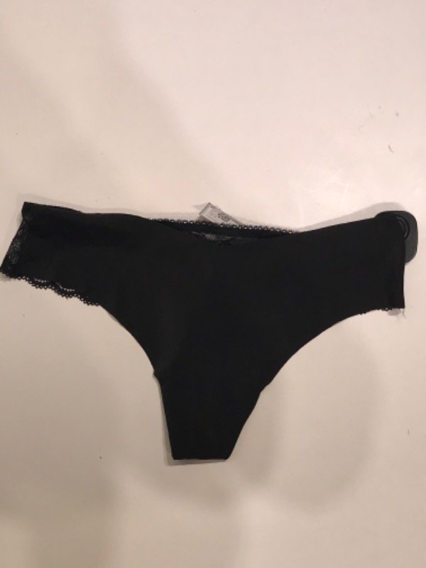 Producto - Bombacha VICTORIA'S SECRET negra c/encaje NUEVA c/etiqueta Talle L- PRECIO: 40X
