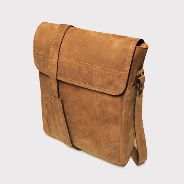 Producto - Morral de cuero modelo "PRAGA" - 1