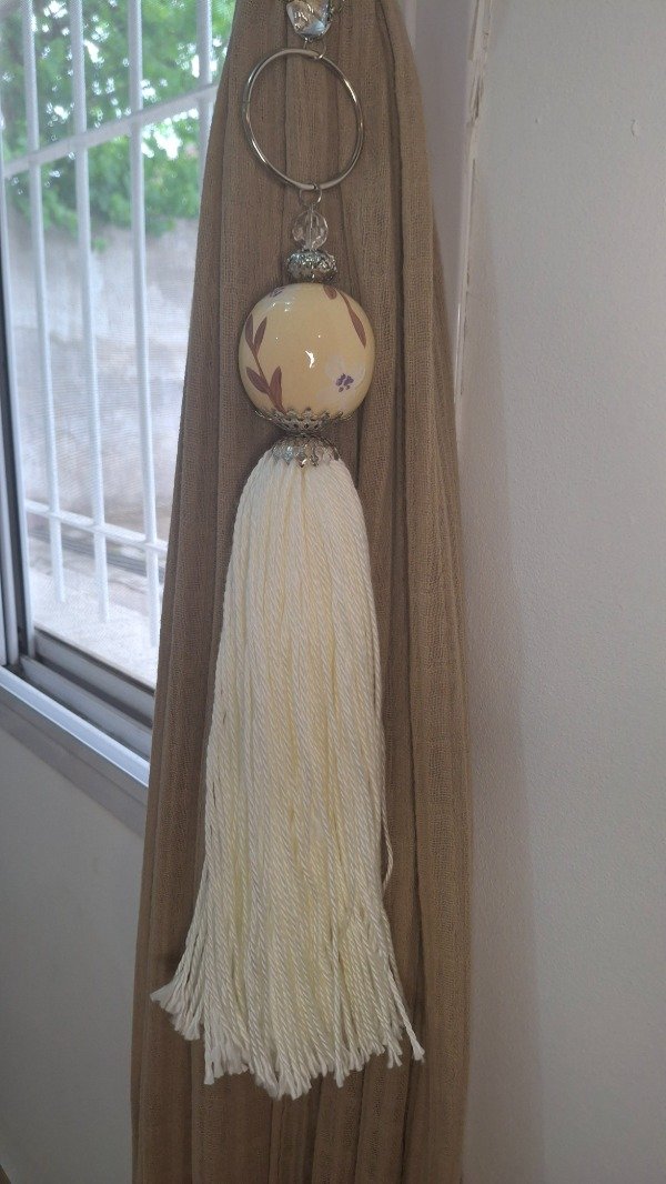 Producto - Borla Esfera Chicha