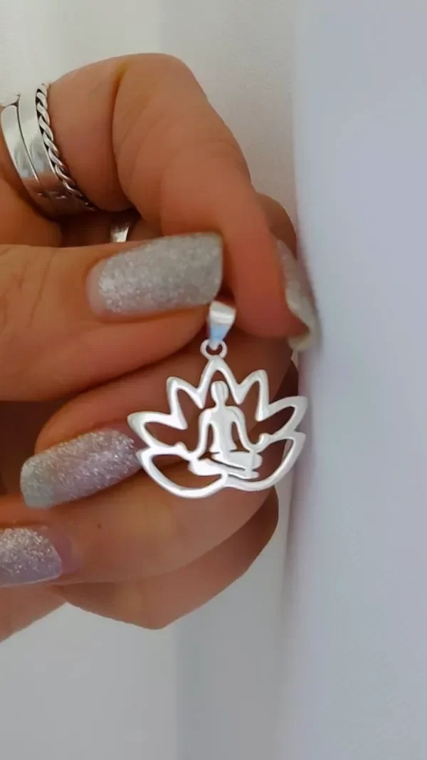 Producto - Dije Flor de Lotus Meditación