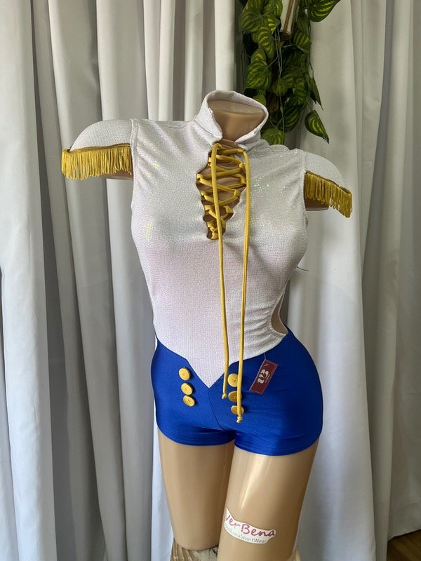 Producto - Traje a pedido marinera