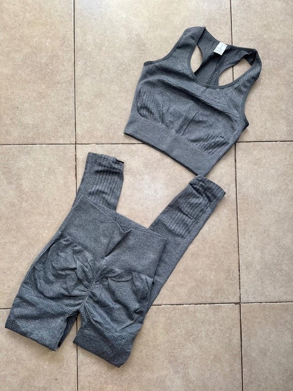 Producto - conjunto deportivo x2 gris