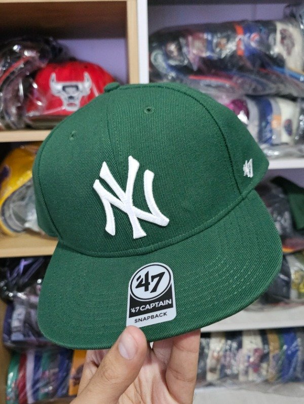 New york yankees green apple '47 brand captain snapback