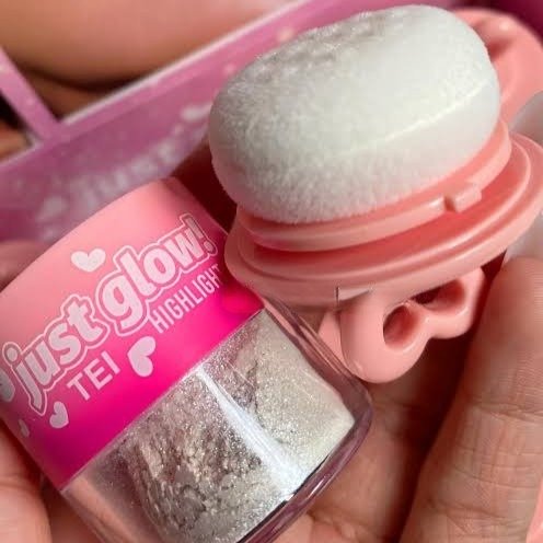 Producto - Iluminador en Polvo JUST GLOW! Highlight con esponja - TEI
