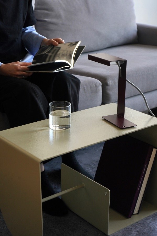 Producto - Mesa auxiliar/de luz G - 3 posiciones, chapa plegada - Color: Beige claro - 2