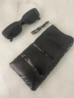 Producto - Porta lentes negro