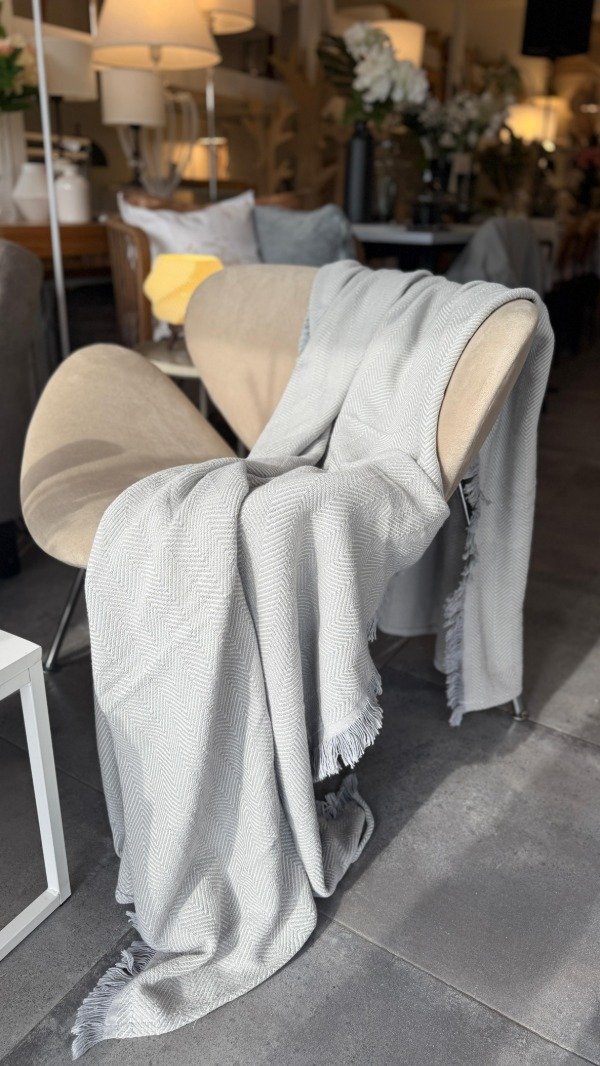 Producto - Manta hilada gris - natural