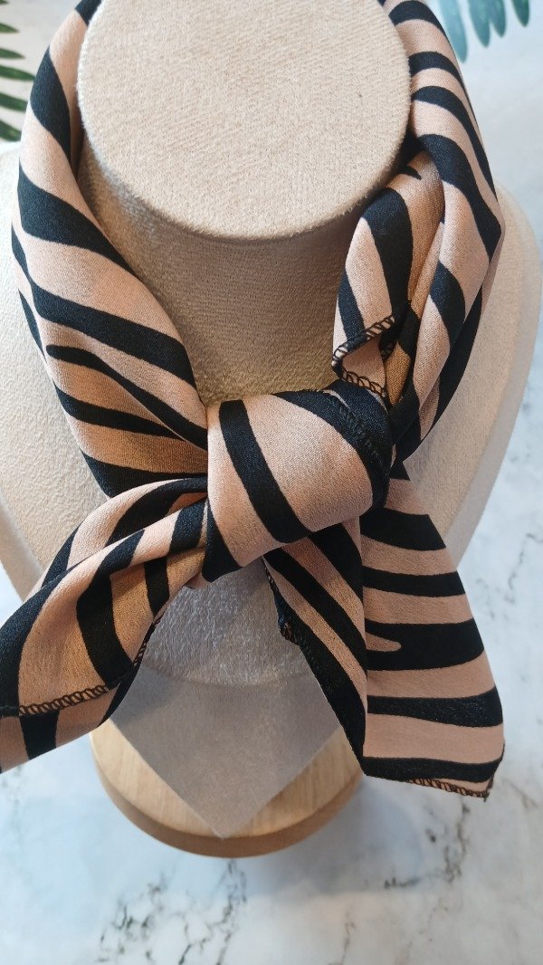Producto - Pañuelo rayas - 1