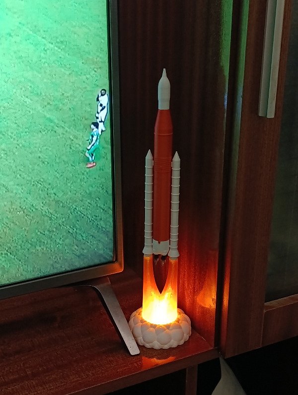 Producto - Cohete Artemis Con Luz - Decoracion