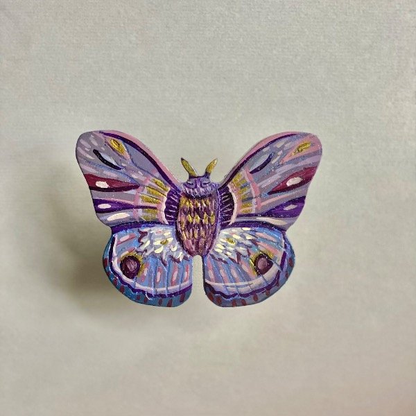 Producto - Amuleto Mini polilla violetas - 0