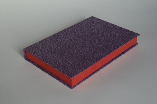 Producto - Caja TRAMA VIOLETA ROJO