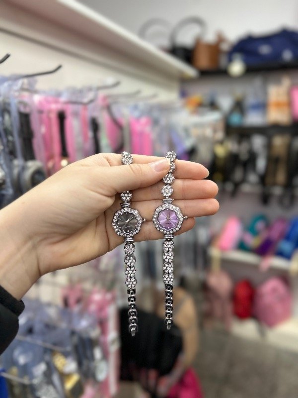 Producto - Reloj florcitas de strass tipo Pulcera