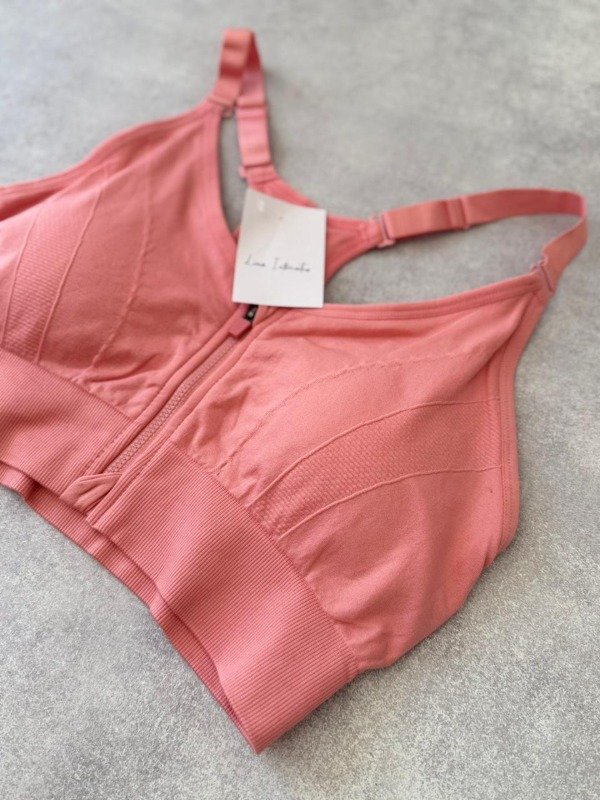 Producto - Top MUNA (rosa chicle)