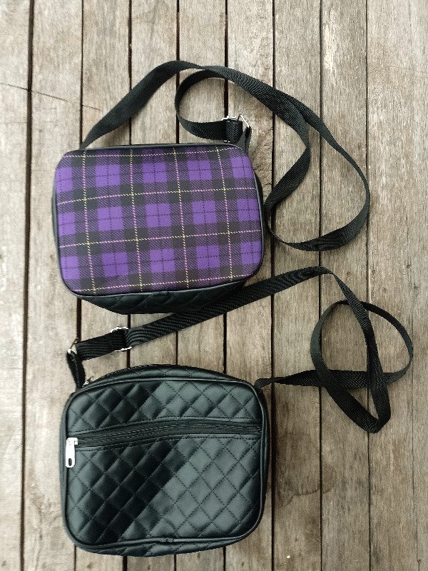 Producto - bandolera violeta